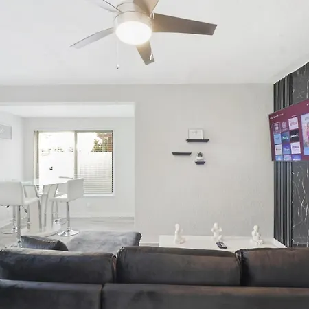 Spacious And Luxurious Home Centrally Located Between Miami And Ft. Lauderdale Miramar Extérieur photo