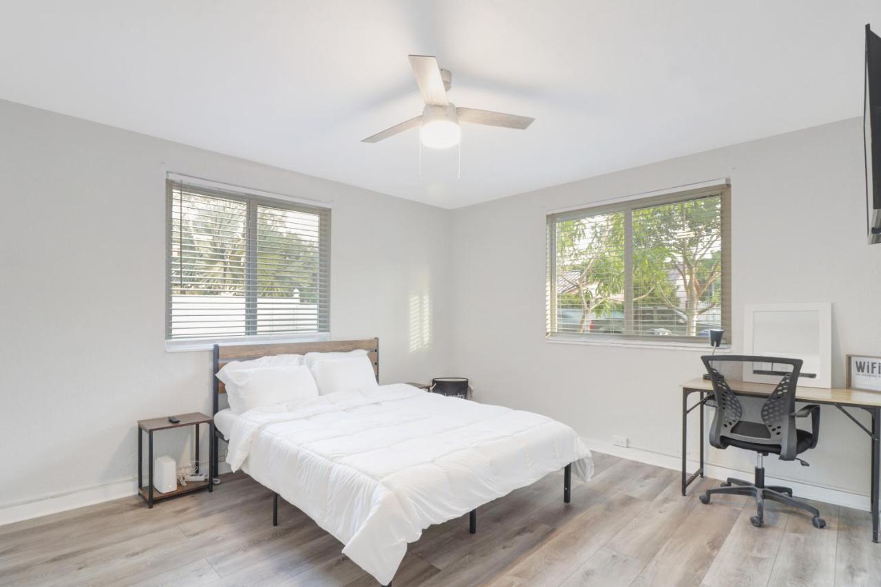 Hébergement de vacances Spacious And Luxurious Centrally Located Between Miami And Ft. Lauderdale Miramar